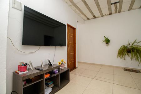 Casa à venda com 150m², 2 quartos e 1 vagaSala