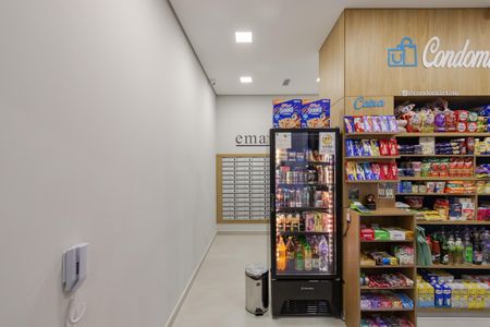 Apartamento à venda com 34m², 1 quarto e sem vaga Apartamento à venda com 34m², 1 quarto e sem vagaMini Mercado