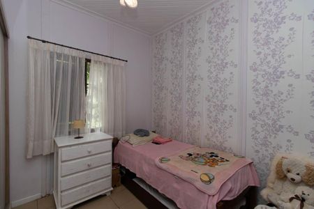 Casa à venda com 2070m², 3 quartos e 3 vagas Casa à venda com 2070m², 3 quartos e 3 vagasQuarto 1