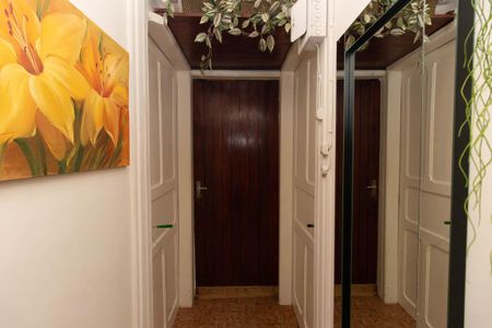 Casa à venda com 2070m², 3 quartos e 3 vagas Casa à venda com 2070m², 3 quartos e 3 vagasCorredor dos Quartos