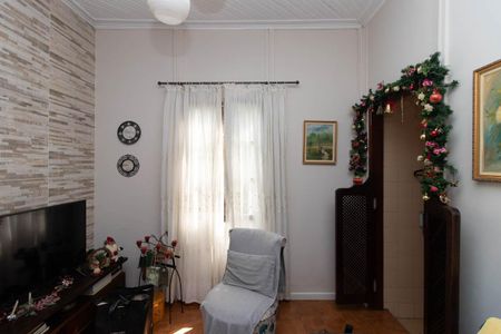 Casa à venda com 2070m², 3 quartos e 3 vagas Casa à venda com 2070m², 3 quartos e 3 vagasSala