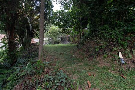 Casa à venda com 2070m², 3 quartos e 3 vagas Casa à venda com 2070m², 3 quartos e 3 vagasTerreno