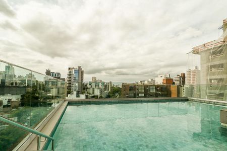 Apartamento à venda com 50m², 1 quarto e 1 vaga Apartamento à venda com 50m², 1 quarto e 1 vagaÁrea comum - Piscina