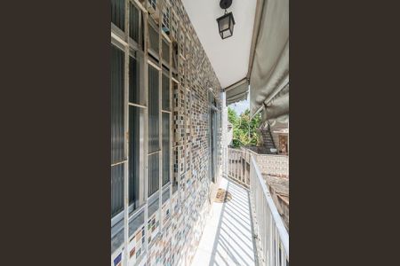 Apartamento à venda com 74m², 3 quartos e 1 vaga Apartamento à venda com 74m², 3 quartos e 1 vagaVaranda da Sala