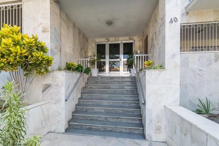 Apartamento à venda com 74m², 3 quartos e 1 vaga Apartamento à venda com 74m², 3 quartos e 1 vagaÁrea comum - Portaria