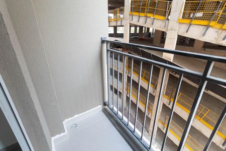 Apartamento à venda com 41m², 2 quartos e sem vaga Apartamento à venda com 41m², 2 quartos e sem vagaVaranda da Sala