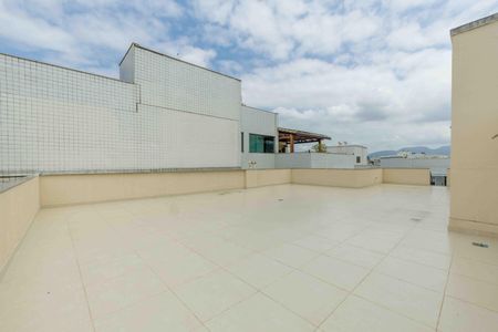 Apartamento para alugar com 282m², 3 quartos e 2 vagas Apartamento para alugar com 282m², 3 quartos e 2 vagasTerraço