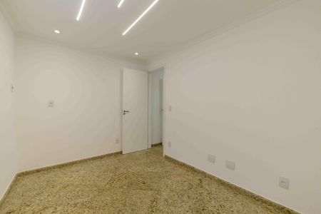 Apartamento para alugar com 282m², 3 quartos e 2 vagas Apartamento para alugar com 282m², 3 quartos e 2 vagasQuarto