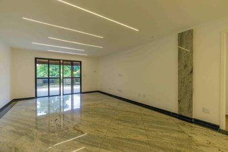 Apartamento para alugar com 282m², 3 quartos e 2 vagas Apartamento para alugar com 282m², 3 quartos e 2 vagasSala