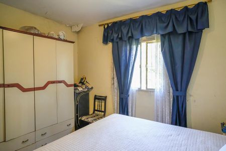 Casa à venda com 216m², 2 quartos e 4 vagasQuarto 2 edícula