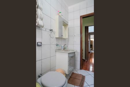 Casa à venda com 216m², 2 quartos e 4 vagasBanheiro da suíte 2