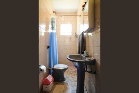 Casa à venda com 216m², 2 quartos e 4 vagasBanheiro edícula