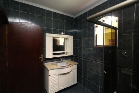 Casa à venda com 192m², 3 quartos e 3 vagasBanheiro