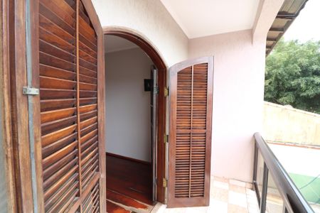 Casa à venda com 192m², 3 quartos e 3 vagasVaranda Quarto 3