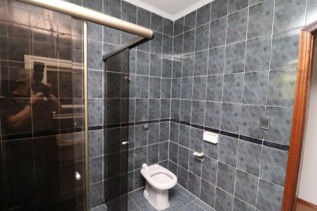 Casa à venda com 192m², 3 quartos e 3 vagasBanheiro