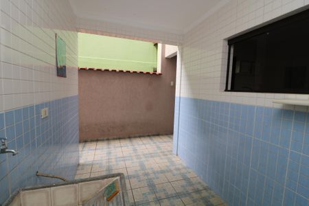 Casa à venda com 192m², 3 quartos e 3 vagasÁrea de Serviço