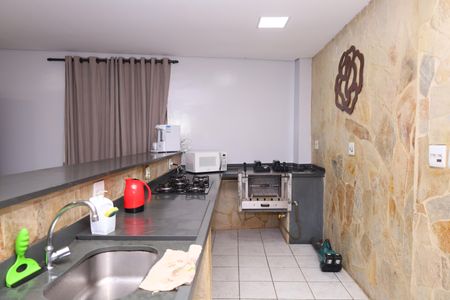 Apartamento para alugar com 50m², 3 quartos e 1 vagaÁrea comum - Salão de festas