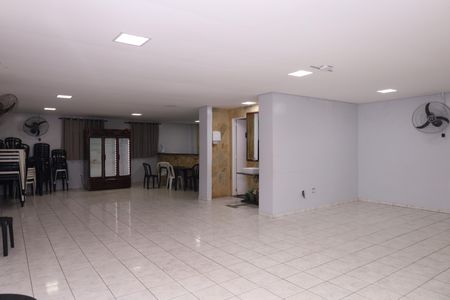 Apartamento para alugar com 50m², 3 quartos e 1 vagaÁrea comum - Salão de festas