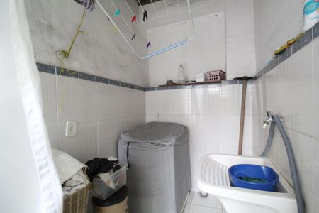 Casa à venda com 340m², 4 quartos e 1 vagaÁrea de serviço