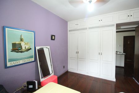 Casa à venda com 340m², 4 quartos e 1 vagaQuarto 1