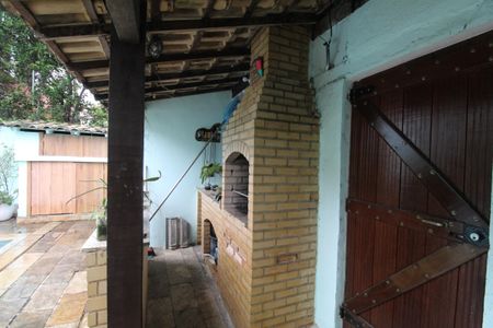 Casa à venda com 340m², 4 quartos e 1 vagaChurrasqueira