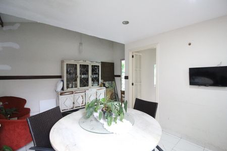 Casa à venda com 340m², 4 quartos e 1 vagaCozinha - Copa