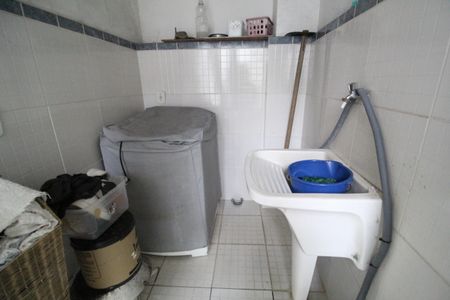 Casa à venda com 340m², 4 quartos e 1 vagaÁrea de serviço