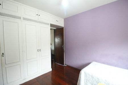 Casa à venda com 340m², 4 quartos e 1 vagaQuarto 1