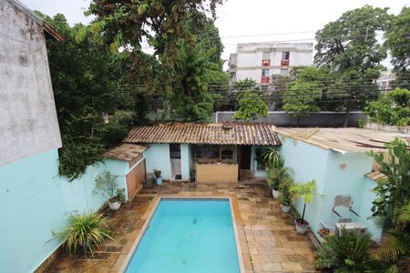 Casa à venda com 340m², 4 quartos e 1 vagaSuíte - Closet/Vista