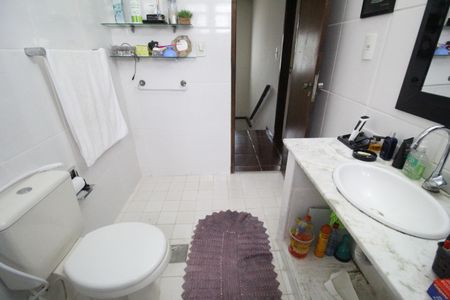 Casa à venda com 340m², 4 quartos e 1 vagaBanheiro social 1