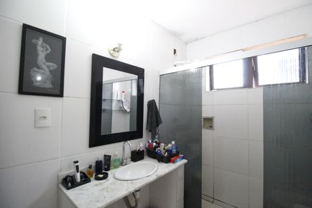 Casa à venda com 340m², 4 quartos e 1 vagaBanheiro social 1