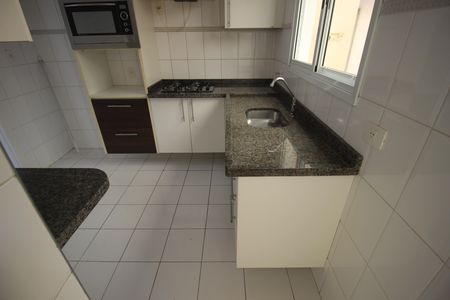 Casa de condomínio para alugar com 166m², 3 quartos e 2 vagasCozinha