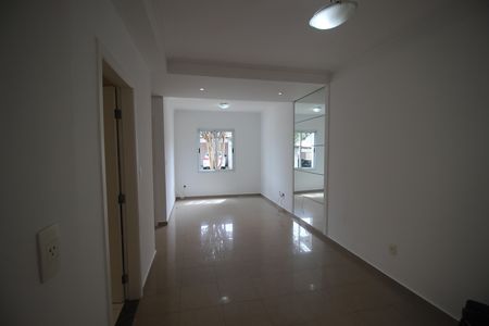 Casa de condomínio para alugar com 166m², 3 quartos e 2 vagasSala