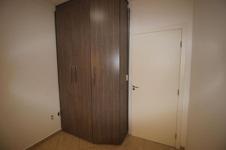 Casa de condomínio para alugar com 166m², 3 quartos e 2 vagasQuarto 1