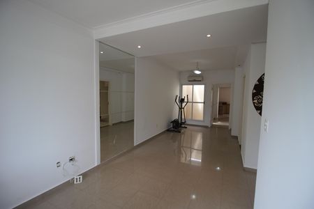 Casa de condomínio para alugar com 166m², 3 quartos e 2 vagasSala