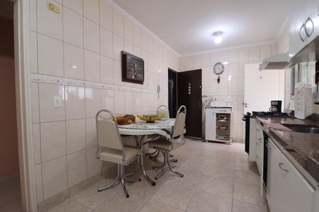 Apartamento à venda com 110m², 2 quartos e 1 vagaCozinha