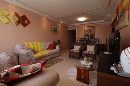 Apartamento à venda com 110m², 2 quartos e 1 vagaSala