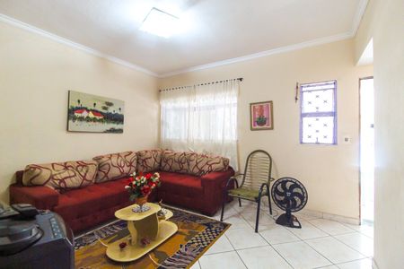 Casa à venda com 85m², 3 quartos e 2 vagasSala