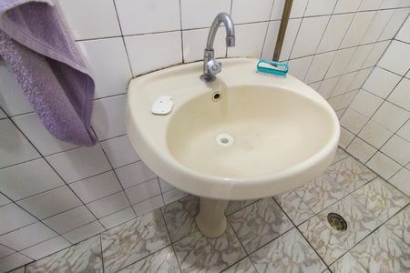 Casa à venda com 85m², 3 quartos e 2 vagasBanheiro 2