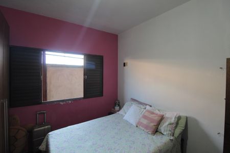 Casa à venda com 270m², 3 quartos e 6 vagasQuarto 1