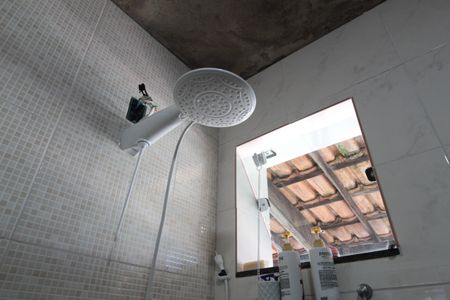 Casa à venda com 270m², 3 quartos e 6 vagasBanheiro da Suite