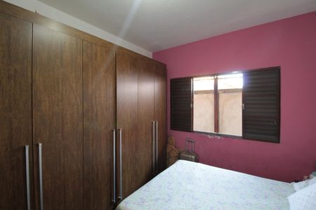 Casa à venda com 270m², 3 quartos e 6 vagasQuarto 1