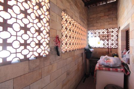 Casa à venda com 270m², 3 quartos e 6 vagasÁrea de Serviço