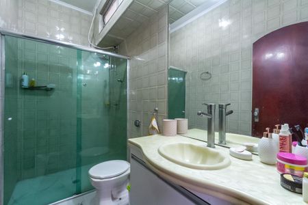 Casa à venda com 246m², 3 quartos e 4 vagas Casa à venda com 246m², 3 quartos e 4 vagasBanheiro da Suíte