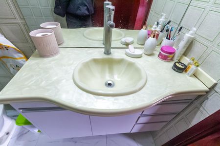 Casa à venda com 246m², 3 quartos e 4 vagas Casa à venda com 246m², 3 quartos e 4 vagasBanheiro da Suíte