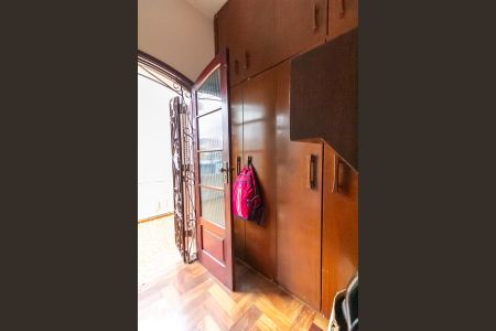 Casa à venda com 246m², 3 quartos e 4 vagas Casa à venda com 246m², 3 quartos e 4 vagasCloset da Suíte