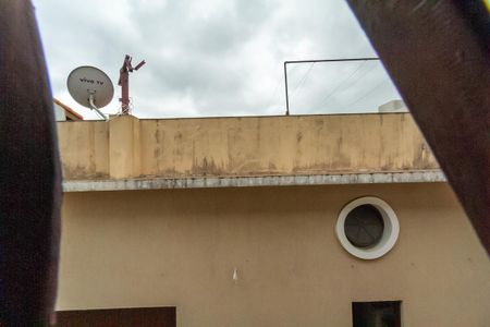 Casa à venda com 246m², 3 quartos e 4 vagas Casa à venda com 246m², 3 quartos e 4 vagasVista do Quarto 2