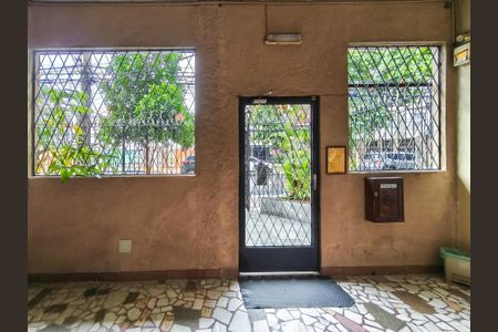 Apartamento à venda com 70m², 2 quartos e 1 vagaFachada e portaria