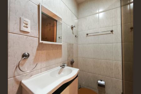 Apartamento à venda com 70m², 2 quartos e 1 vagaBanheiro Corredor