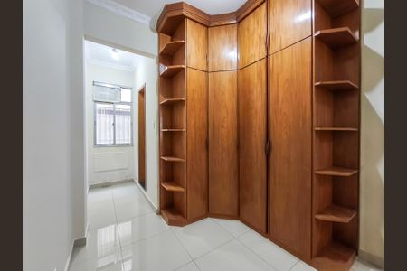 Apartamento à venda com 70m², 2 quartos e 1 vagaSuíte